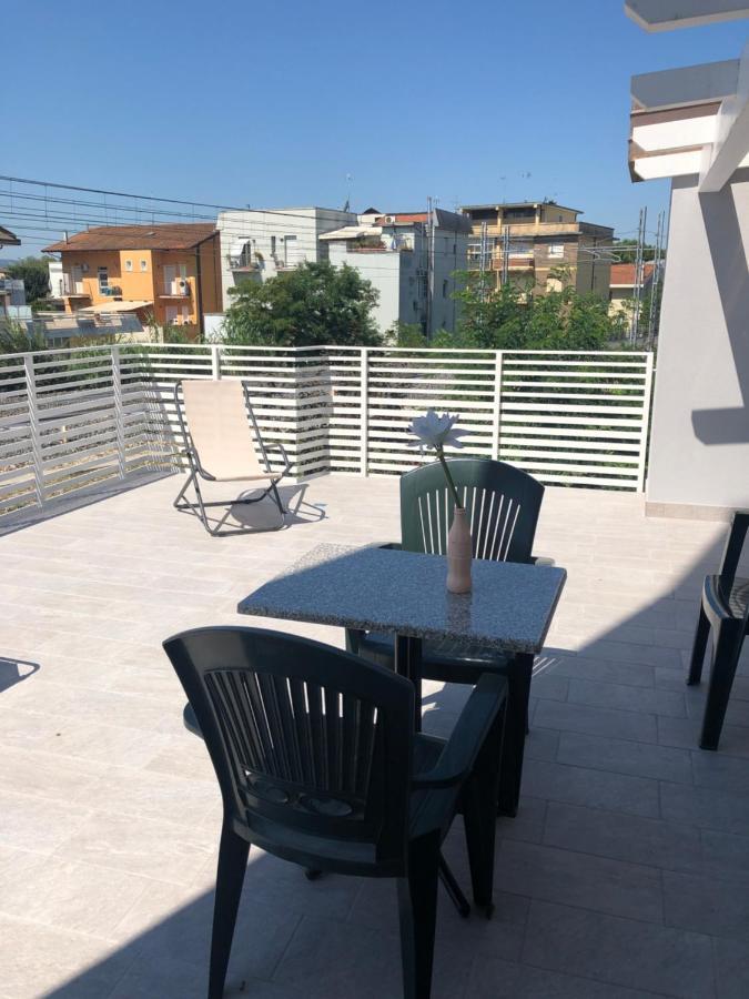 Appartamenti Sunrise Cattolica Luaran gambar